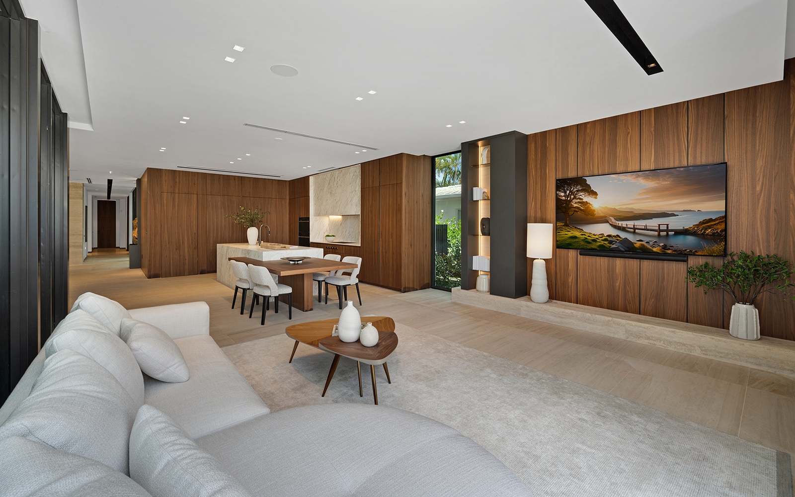 Pine Tree House Miami